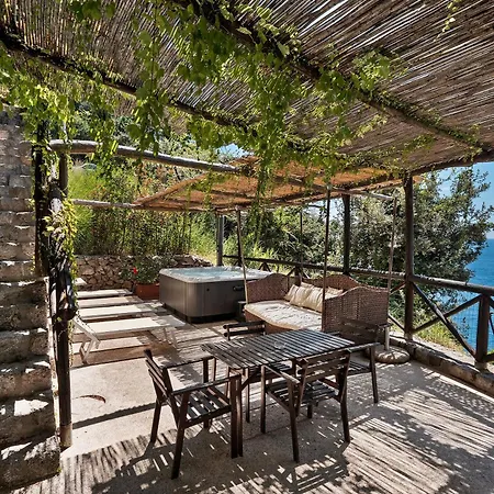 Aurora In Dependance *